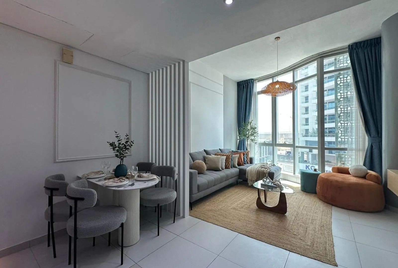 Sunsets And Skylines 1Br In Panoramic Tower Apartment Dubai 0*,  United Arab Emirates